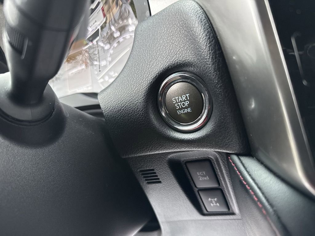 Used 2023 Lexus GX 460 Premium w/ Premium Package image 17