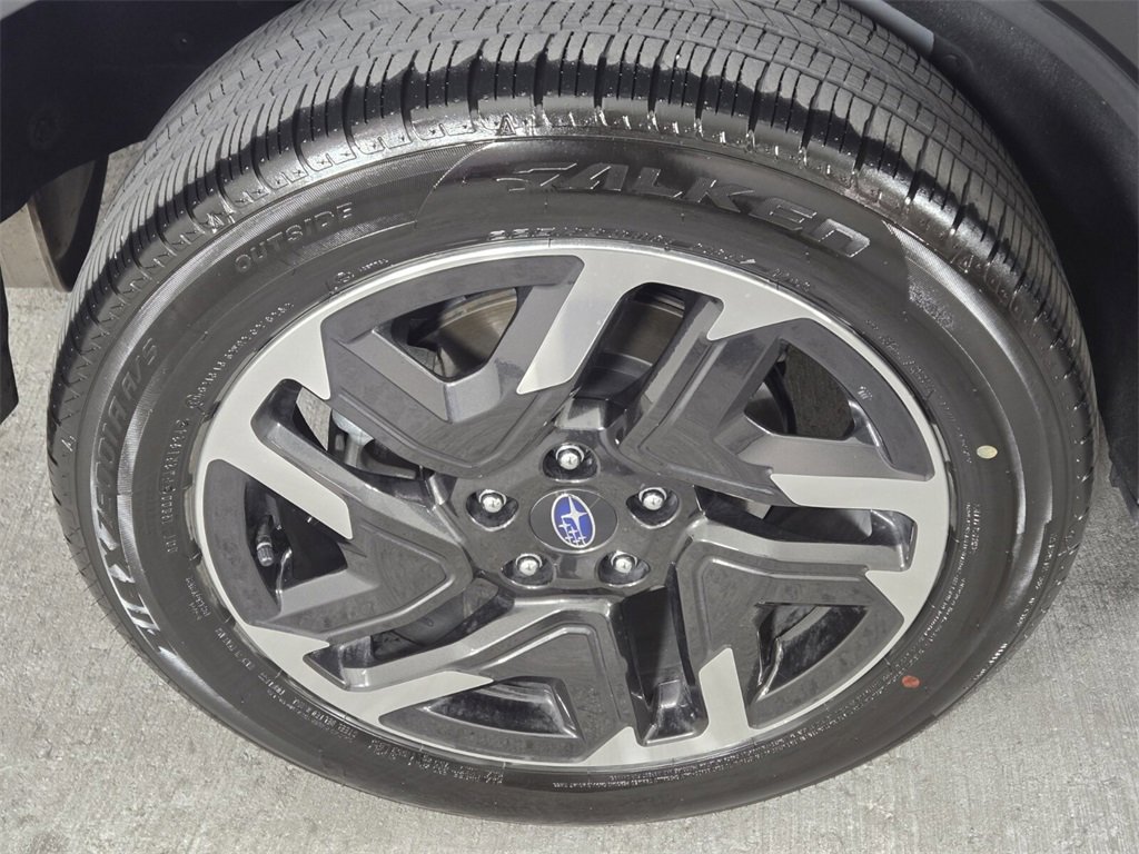 Certified 2025 Subaru Forester Limited w/ Popular Package #2 image 9