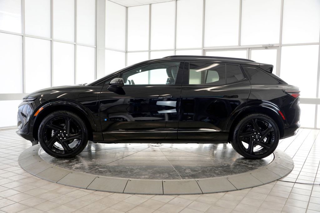 Certified 2024 Chevrolet Equinox EV RS image 5