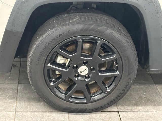 Used 2023 Jeep Renegade Latitude w/ Sun/Sound Group image 6