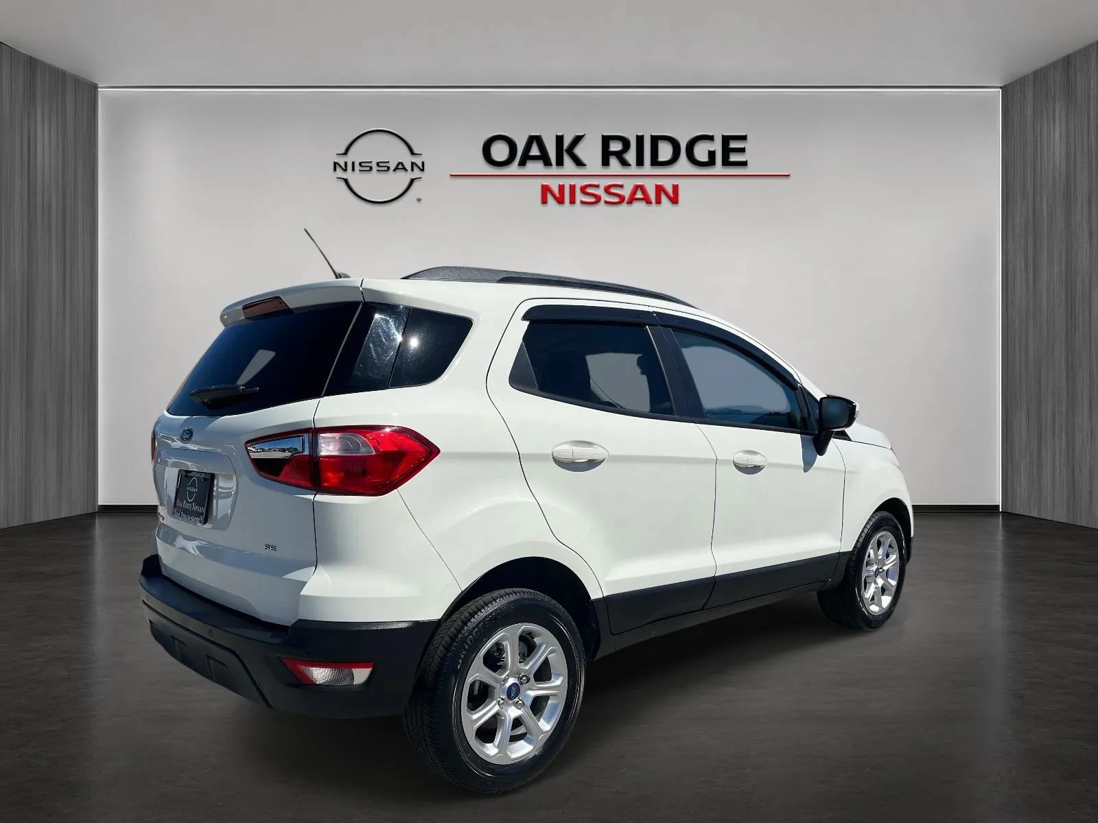 Used 2021 Ford EcoSport SE FWD image 3