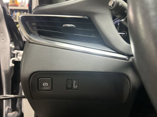 Certified 2023 Buick Enclave Essence w/ Sport Touring Edition AWD/4WD image 19
