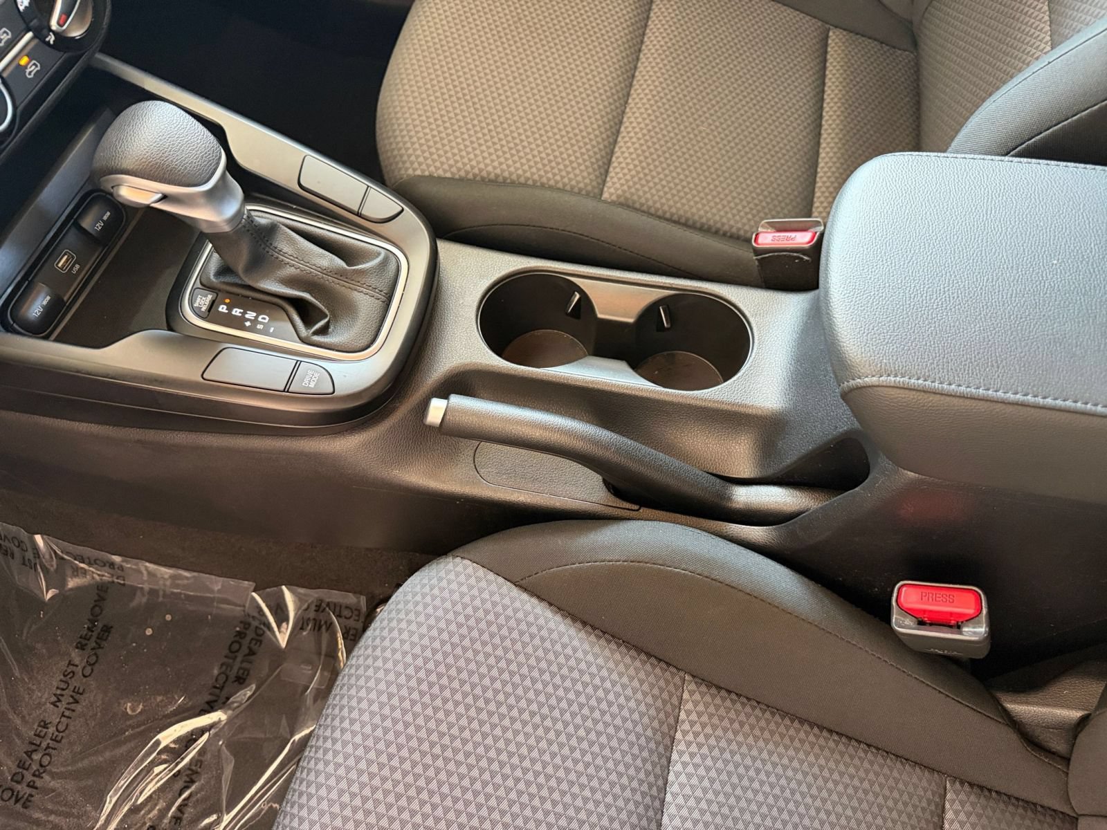 Used 2025 Kia Soul LX w/ LX Technology Package FWD image 35