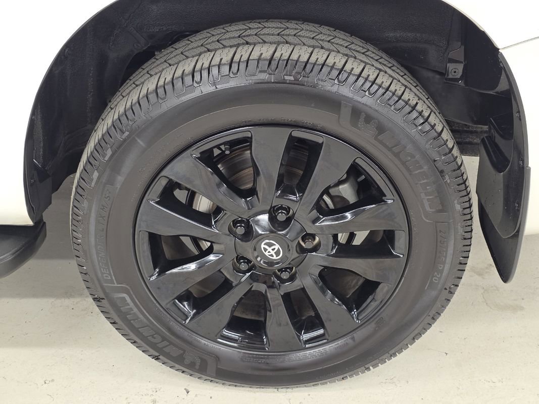 Used 2021 Toyota Sequoia Nightshade w/ Safety & Convenience Package AWD/4WD image 59