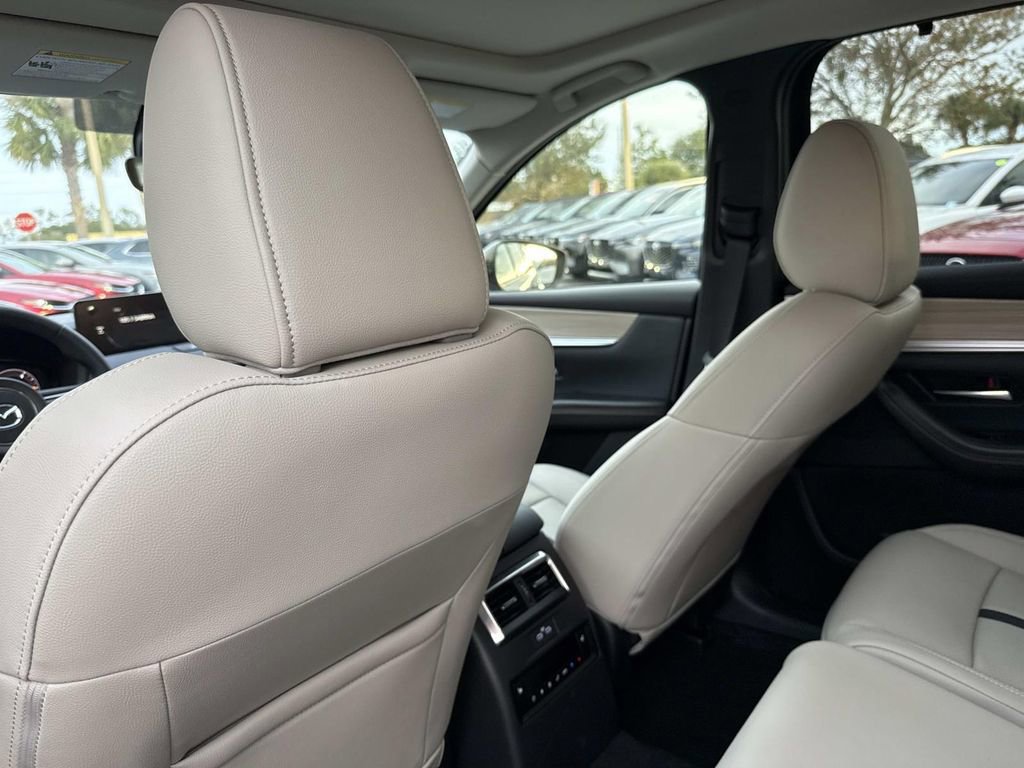 New 2026 MAZDA CX-90 3.3 Turbo w/ Premium Sport Pkg image 17