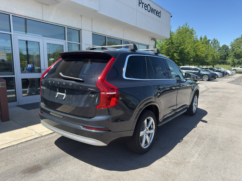 Used 2022 Volvo XC90 T5 Momentum w/ Climate Package AWD/4WD image 3