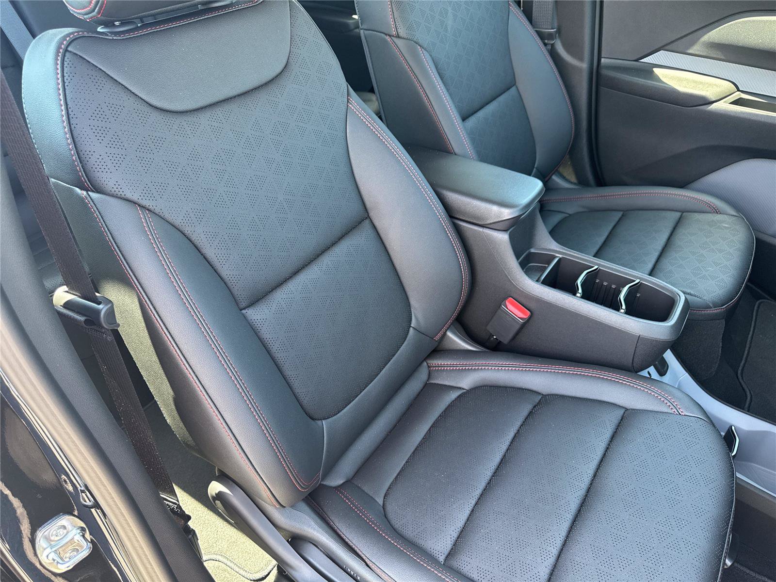 New 2027 Chevrolet Bolt RS w/ Technology Package FWD image 36