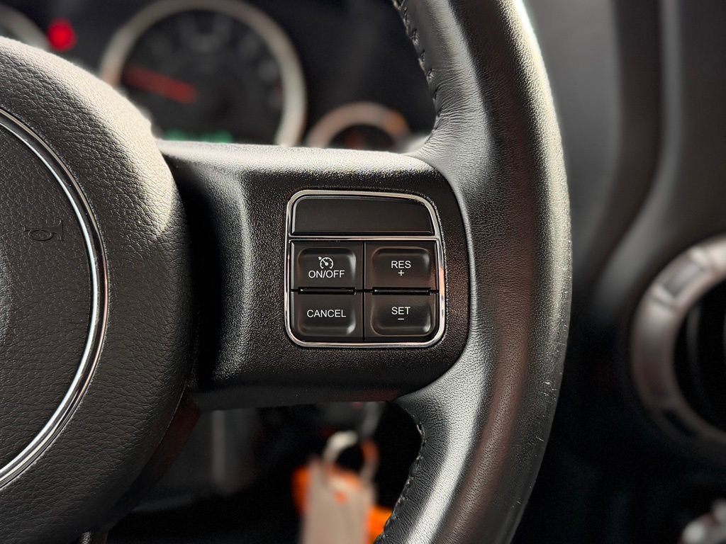 Used 2018 Jeep Wrangler Unlimited Sport w/ Power Convenience Group image 12