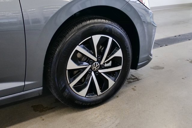 Certified 2025 Volkswagen Jetta S image 8