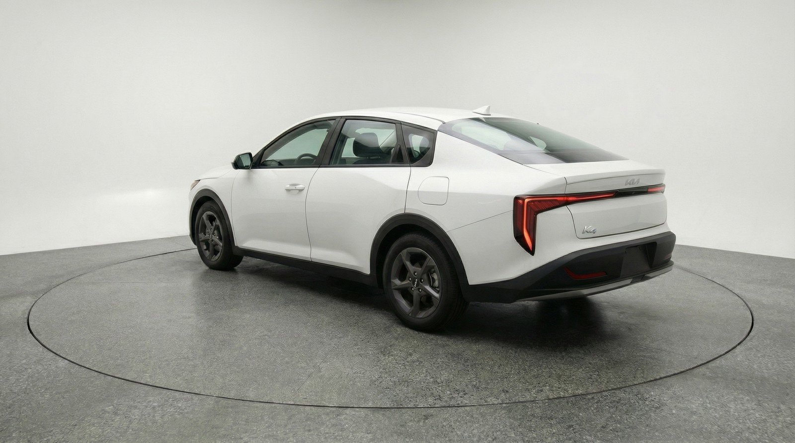 Used 2025 Kia K4 LXS image 6