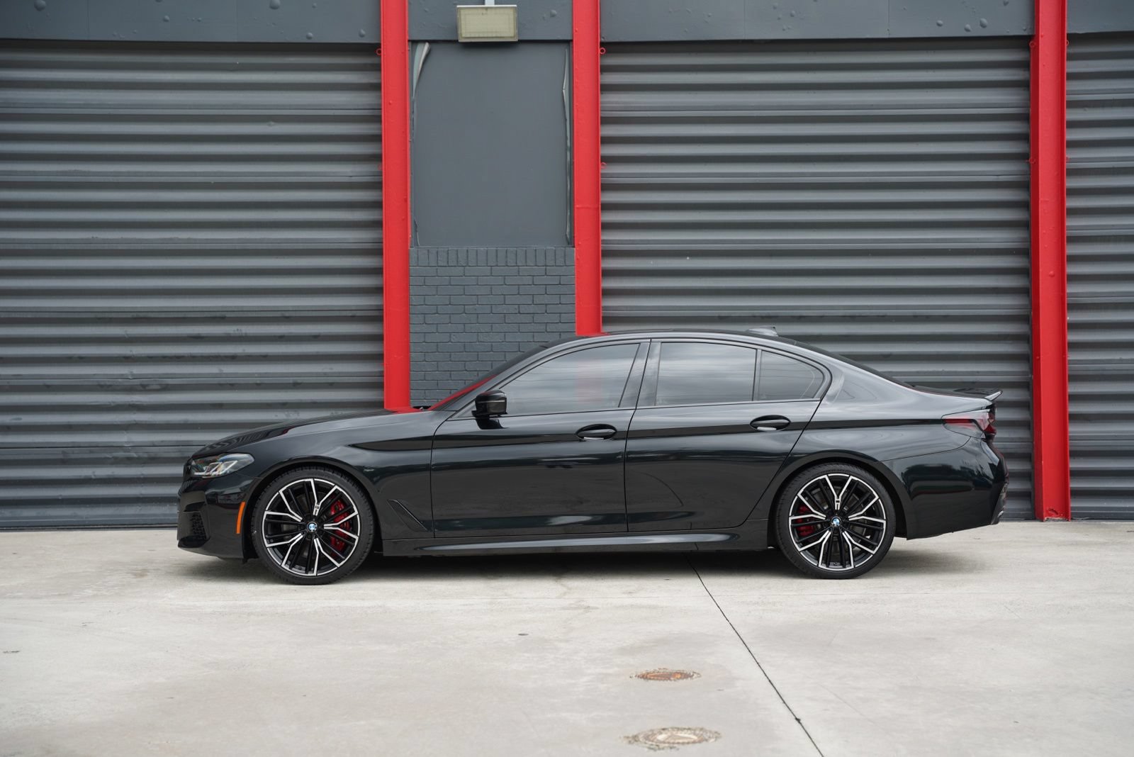 Used 2021 BMW M550i xDrive w/ Executive Package AWD/4WD image 10