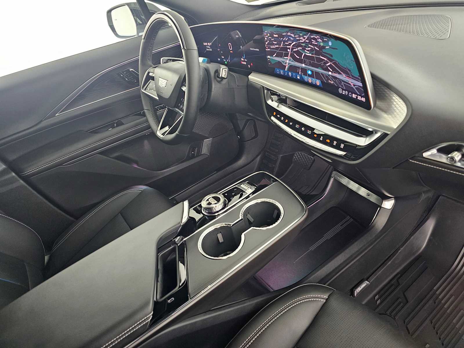 New 2026 Cadillac Lyriq Luxury w/ LPO, Floor Liner Package image 11