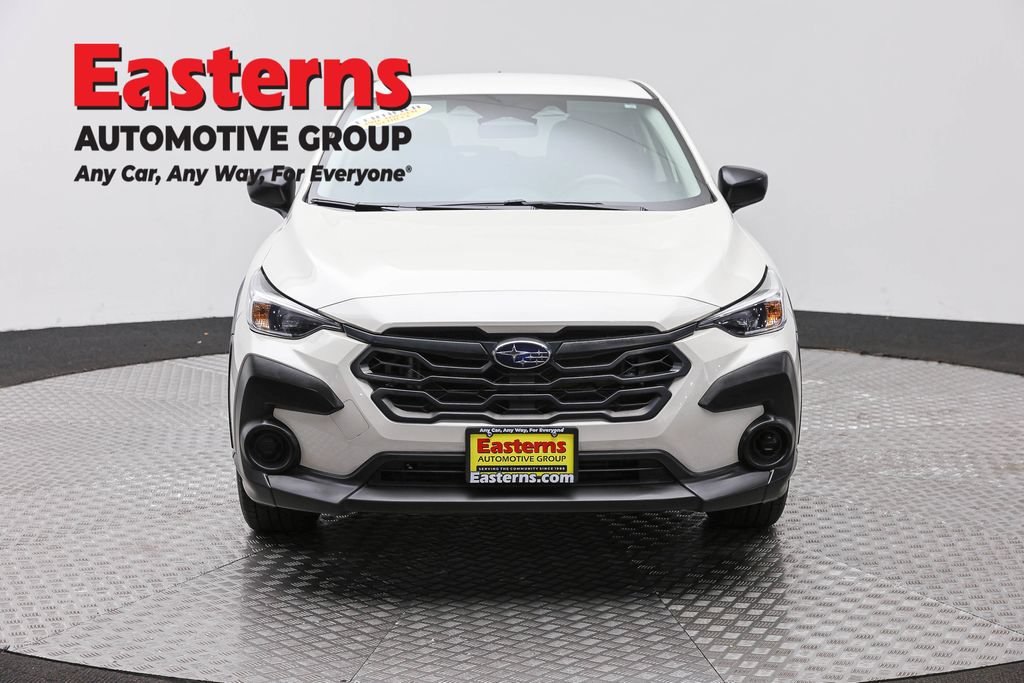Used 2024 Subaru Crosstrek 2.0i AWD/4WD image 2