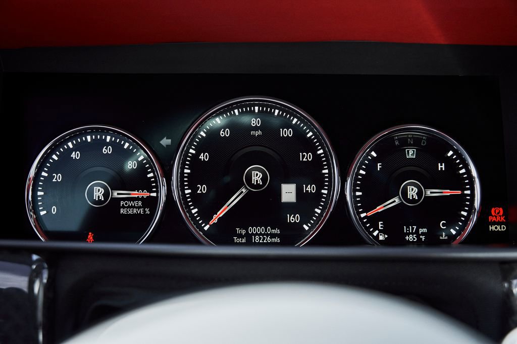 Used 2024 Rolls-Royce Cullinan Black Badge w/ Dark Exterior Package image 74