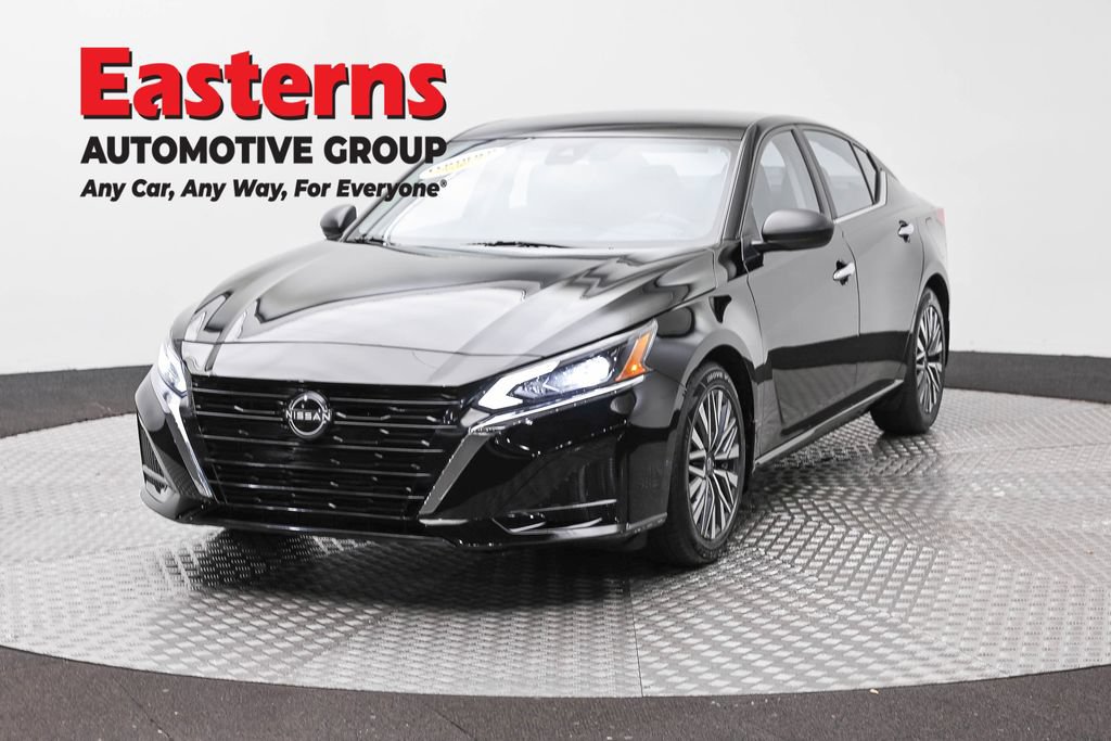 Used 2024 Nissan Altima 2.5 SV