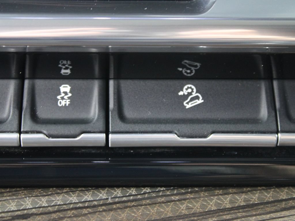 Used 2024 Chevrolet Silverado 2500 LT w/ Z71 Sport Edition AWD/4WD image 72