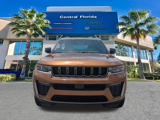 New 2026 Jeep Grand Cherokee L Limited w/ Trailer Tow Package RWD image 3