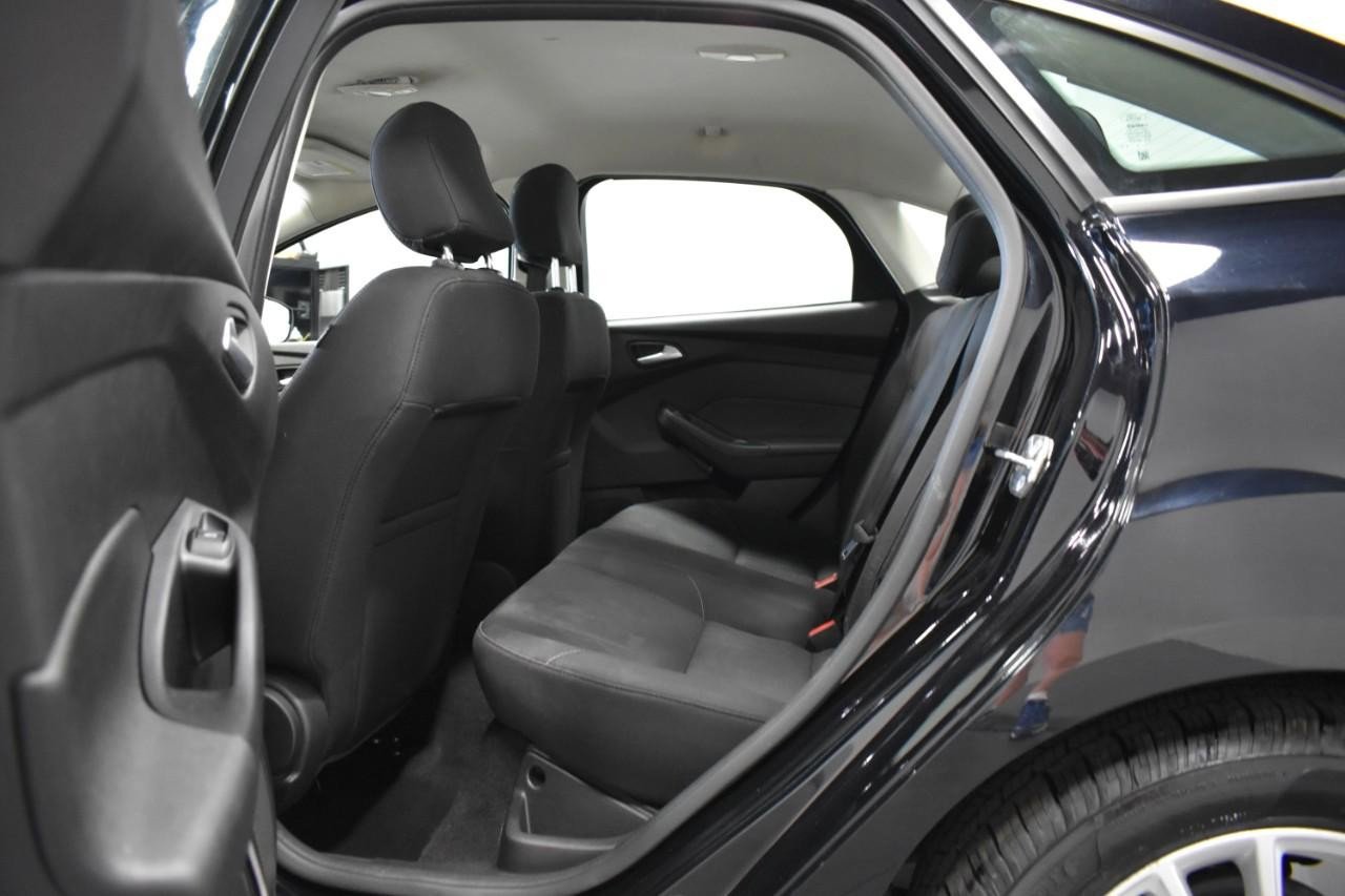 Used 2017 Ford Focus SE image 15