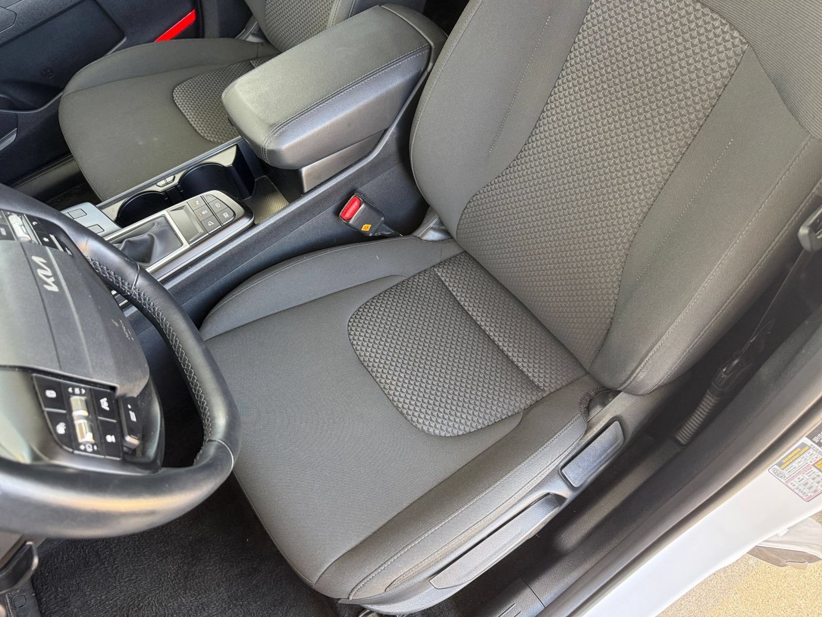 Used 2026 Kia Sportage LX AWD/4WD image 37
