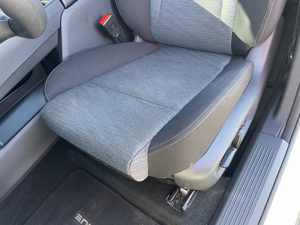 Used 2023 Nissan Rogue SV image 24