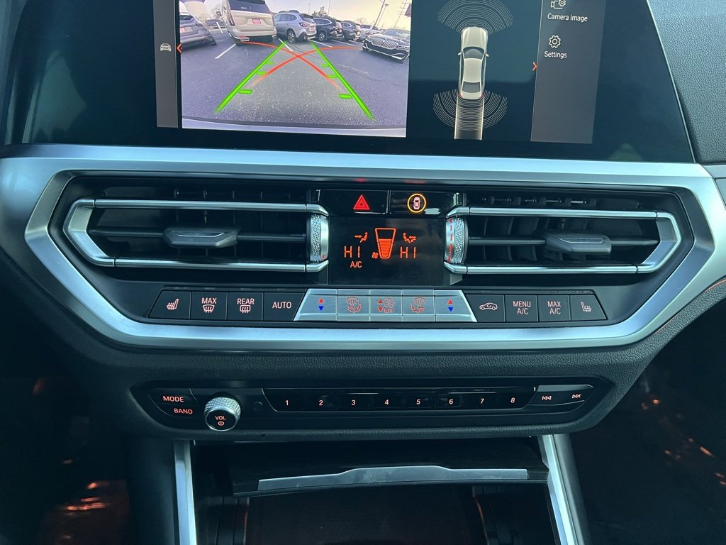 Used 2022 BMW 330i xDrive Sedan w/ Driving Assistance Package image 18