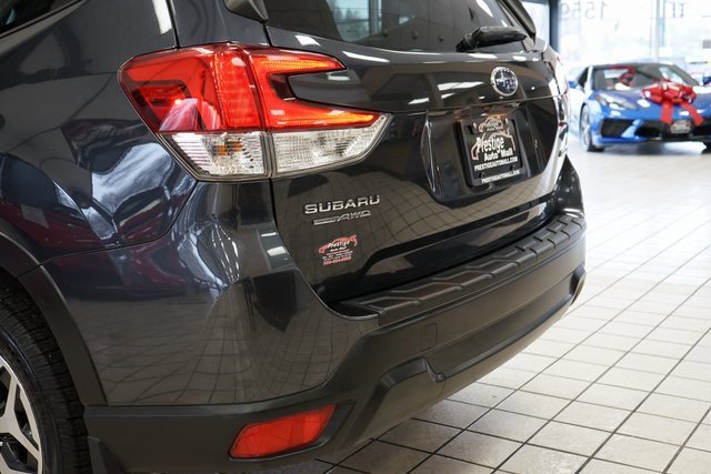Used 2019 Subaru Forester Premium image 14