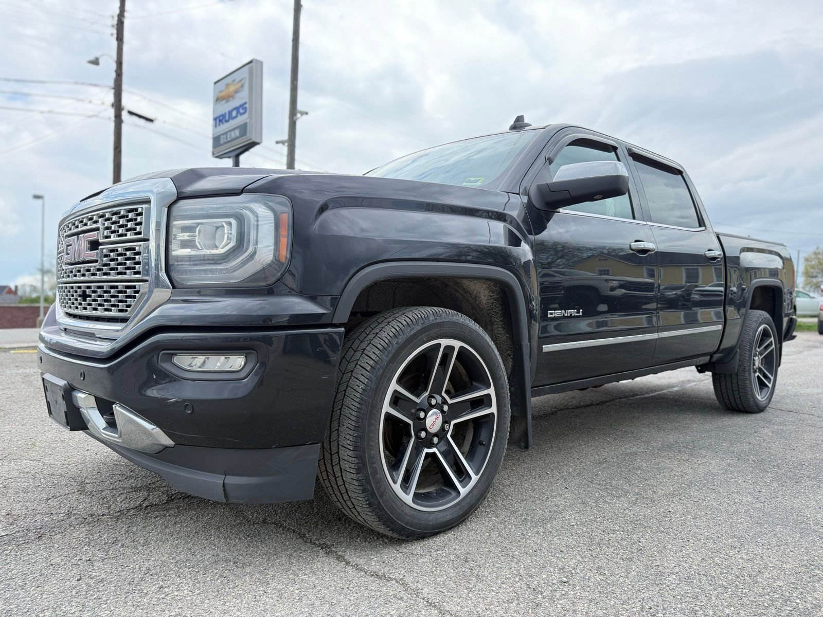 Used 2016 GMC Sierra 1500 Denali w/ Enhanced Driver Alert Package image 2