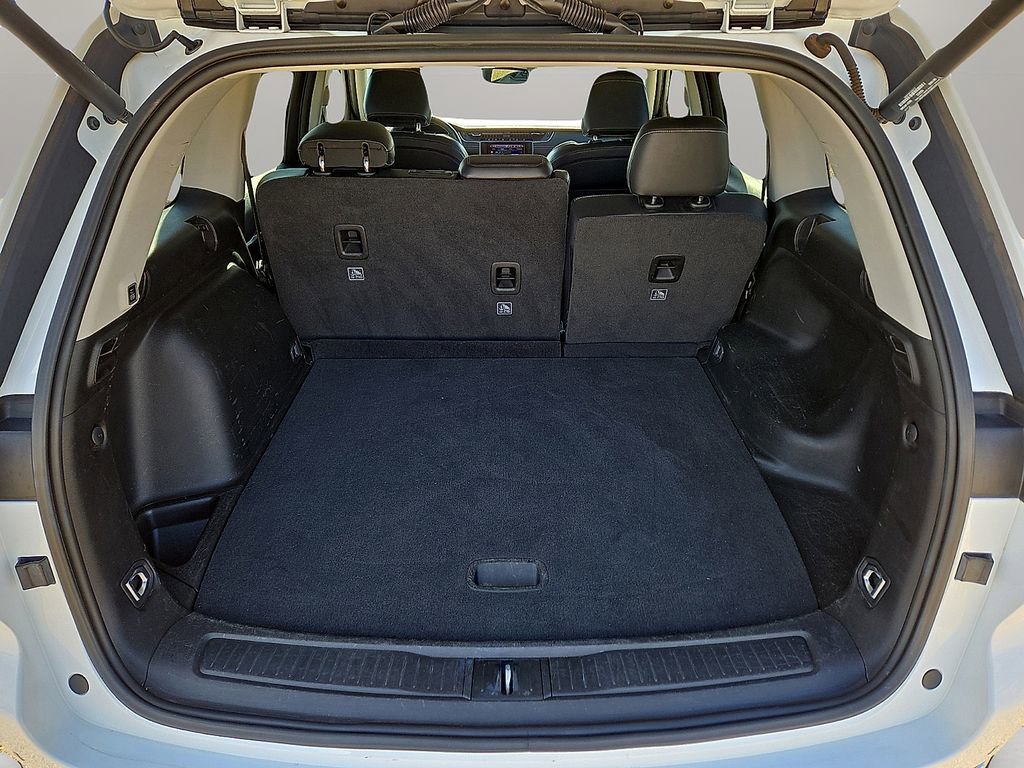 Used 2022 Jeep Grand Cherokee Limited image 13