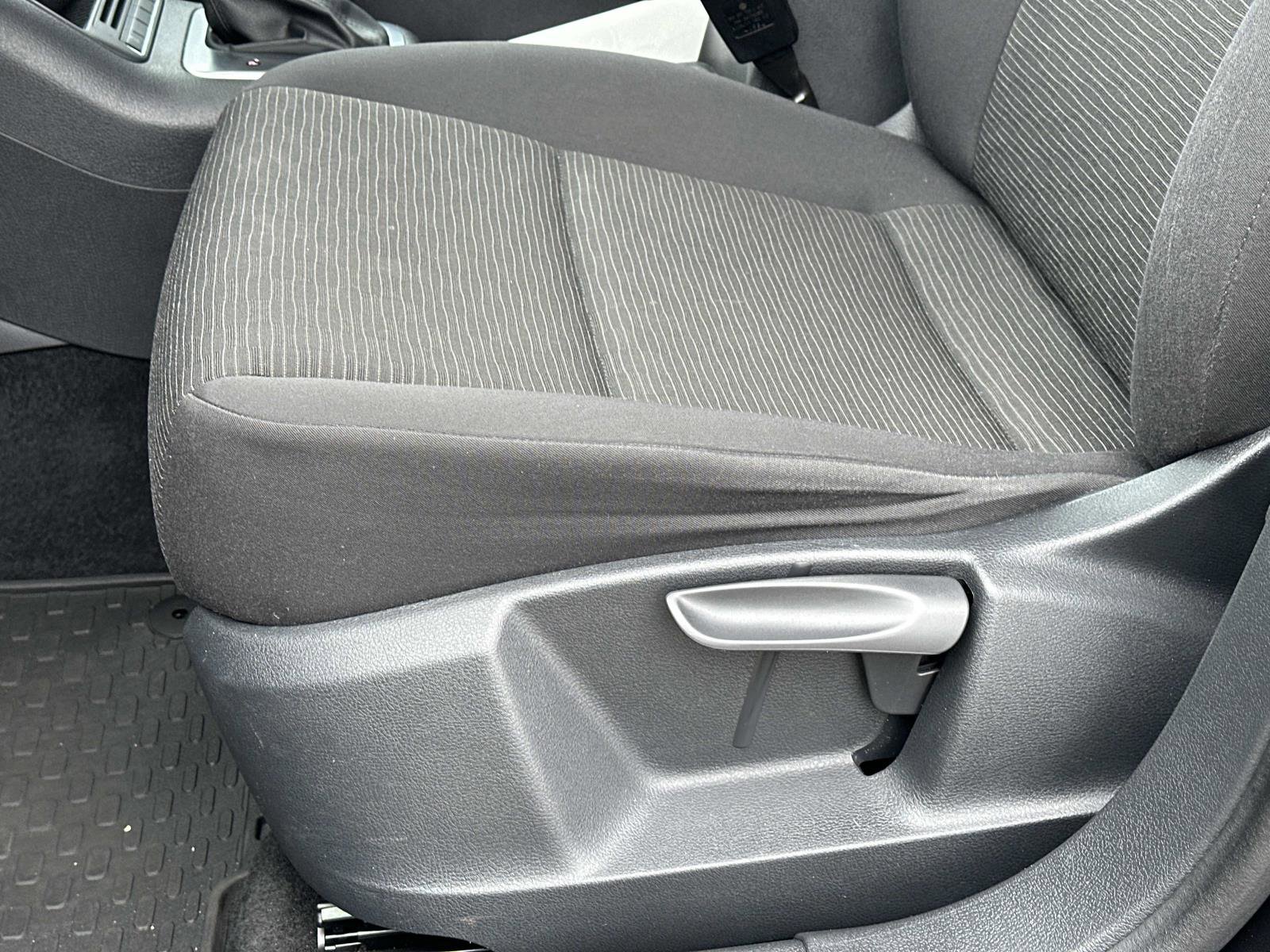 Used 2017 Volkswagen Tiguan Limited image 17