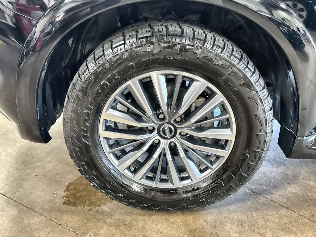 Used 2022 Nissan Armada SV w/ SV Appearance Package RWD image 33