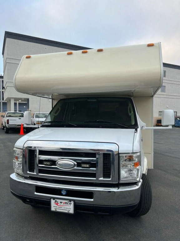 Used 2014 Ford E-350 and Econoline 350 Super Duty image 8