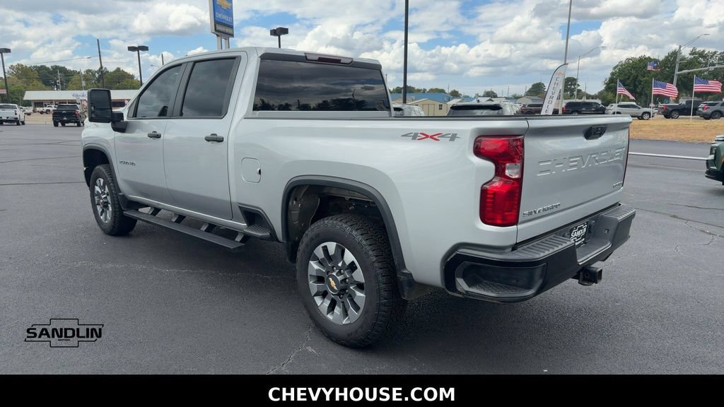 Used 2023 Chevrolet Silverado 2500 Custom w/ Custom Value Package AWD/4WD image 6