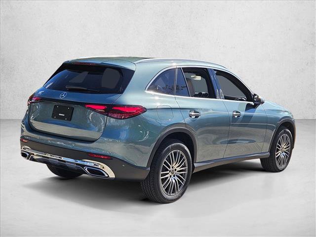 New 2027 Mercedes-Benz GLC 300 image 2