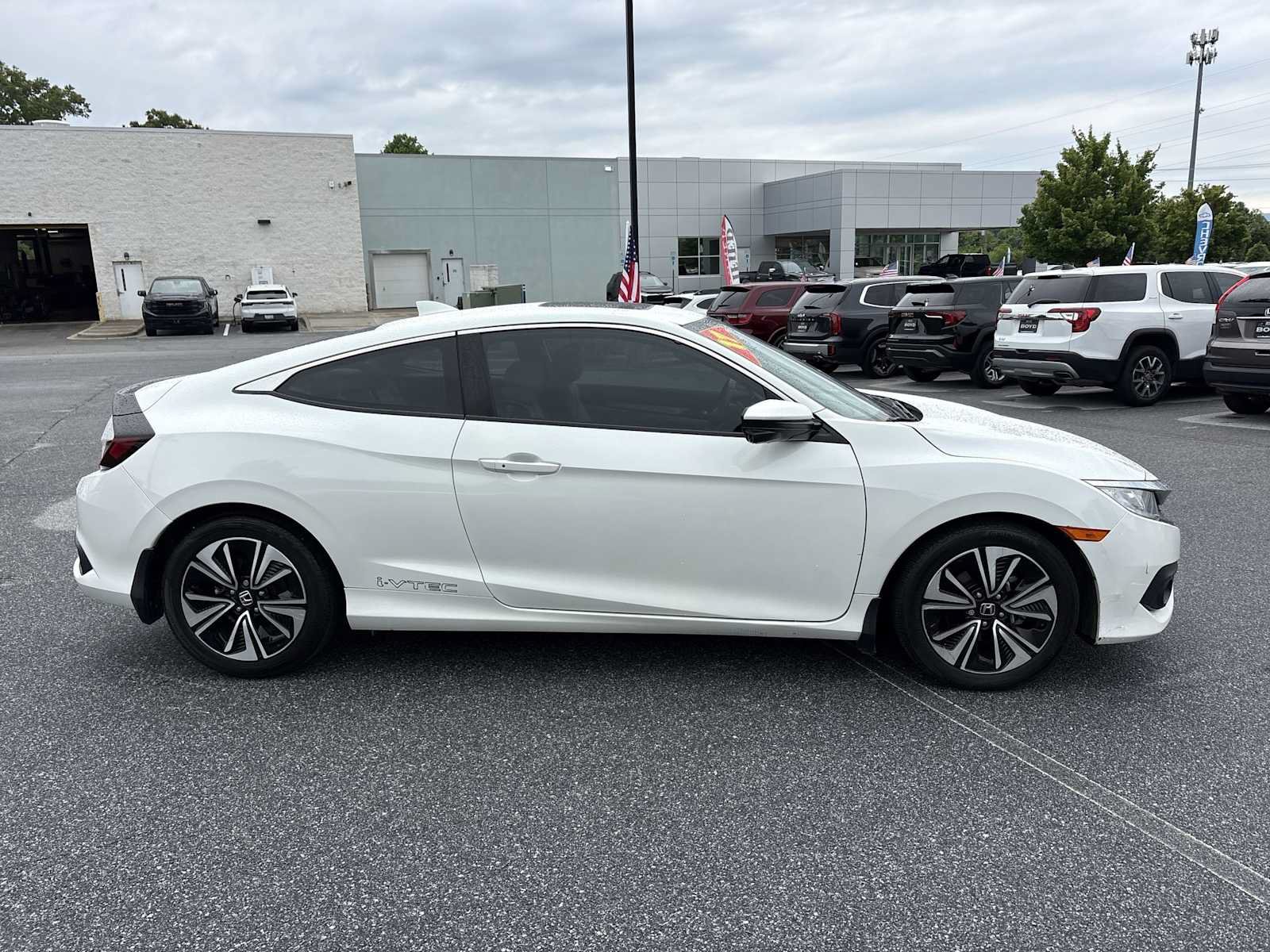 Used 2017 Honda Civic EX-L image 5