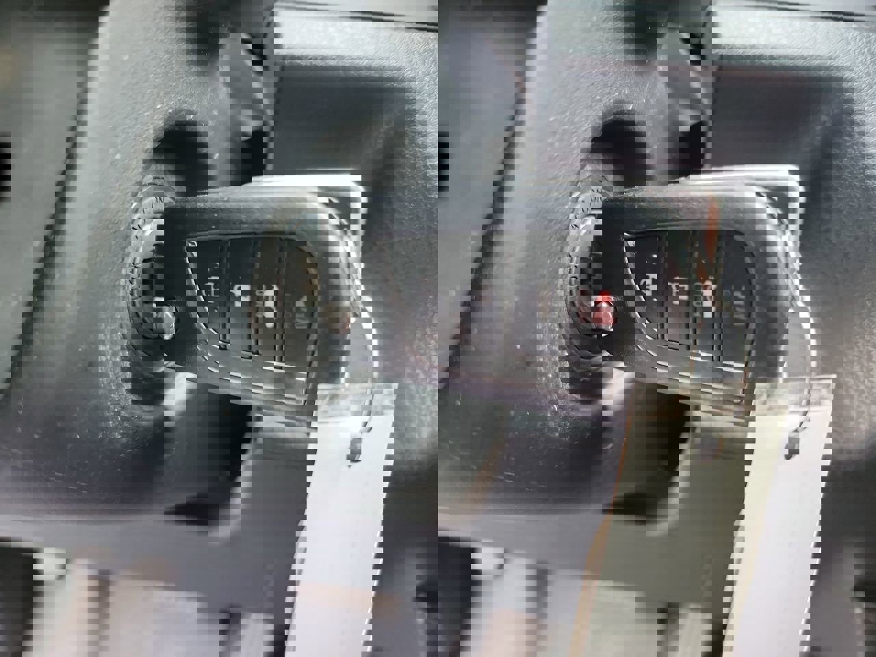 Used 2020 Toyota Camry SE image 23