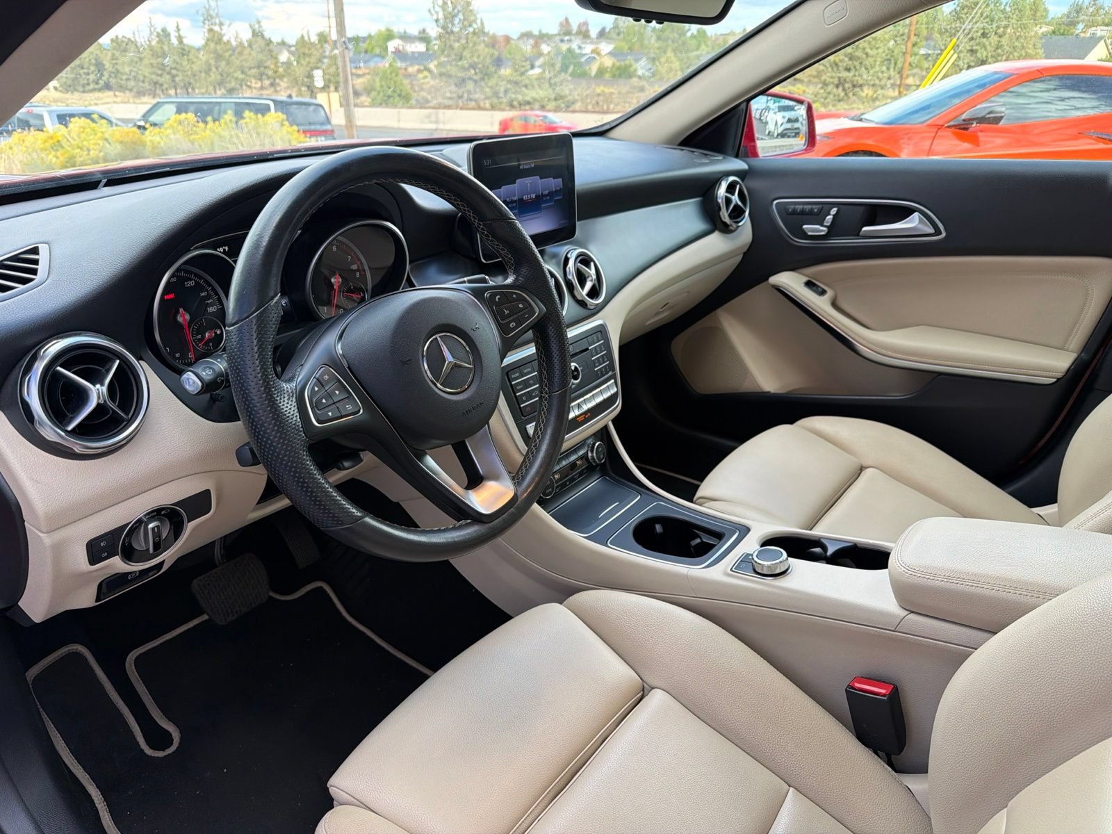 Used 2019 Mercedes-Benz GLA 250 4MATIC image 20