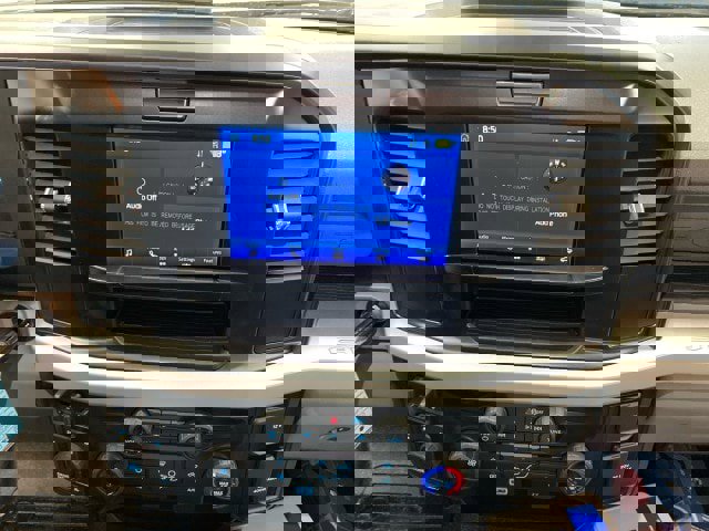 New 2025 Ford F550 4x4 Regular Cab Super Duty image 18