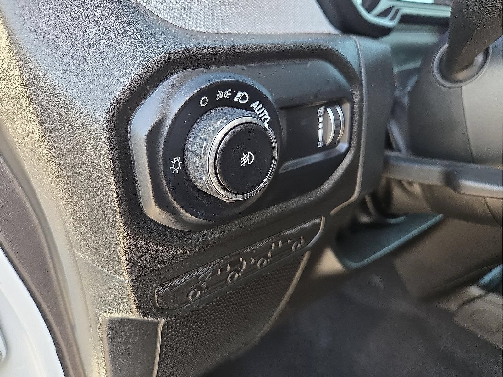 Used 2025 Jeep Wrangler Unlimited Sport AWD/4WD image 11