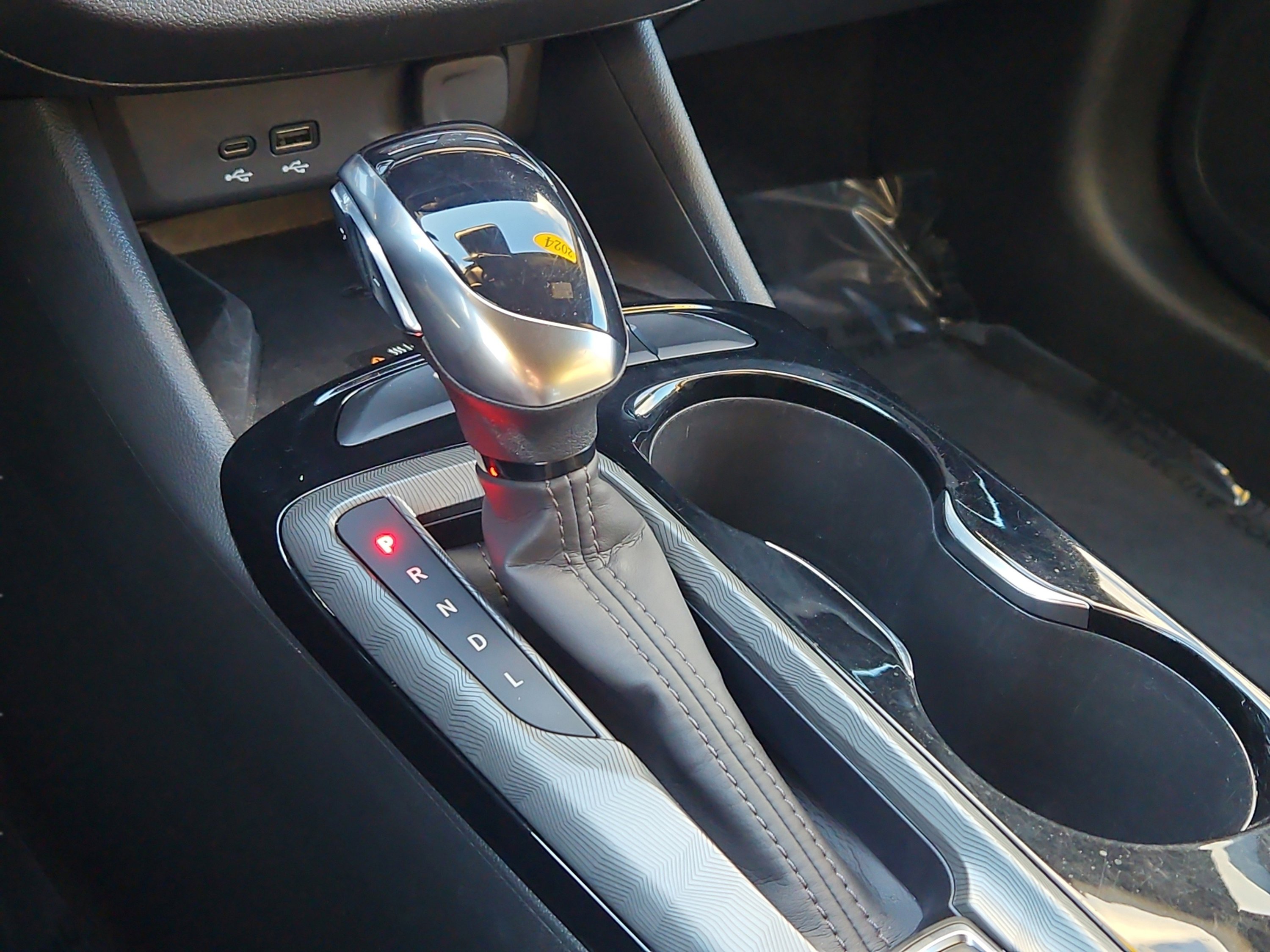 Used 2024 Buick Envista Sport Touring w/ Convenience I Package image 18