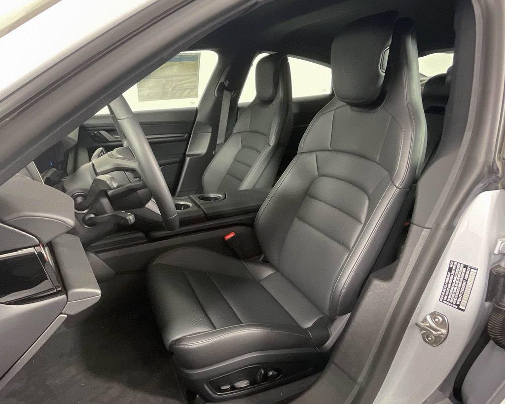 Certified 2025 Porsche Taycan RWD image 5
