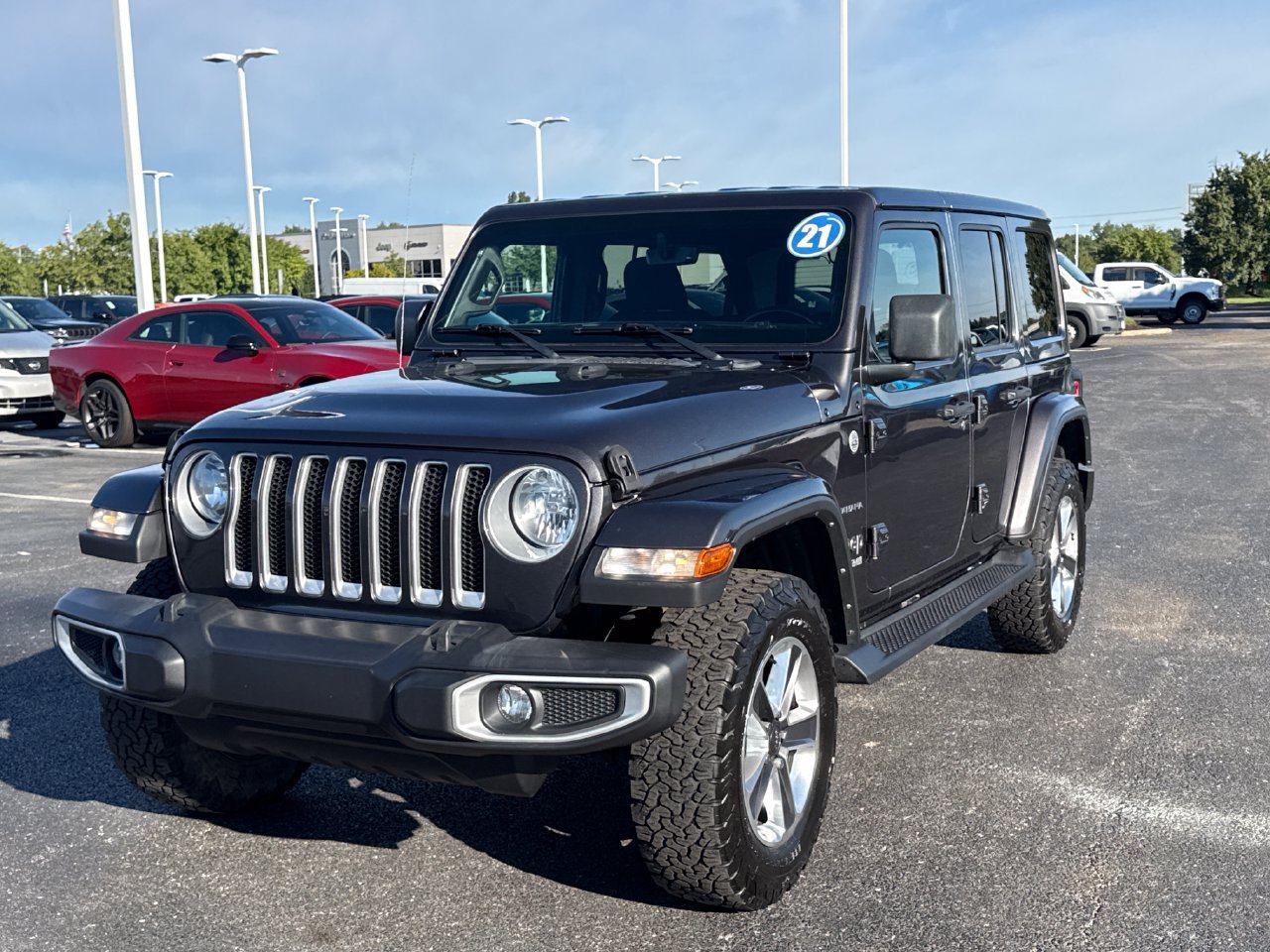 Used 2021 Jeep Wrangler Unlimited Sahara w/ Uconnect 4C Nav & Sound Group AWD/4WD image 6
