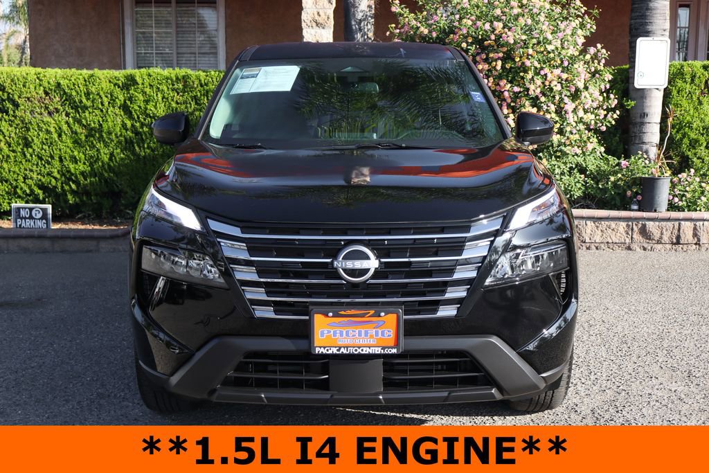 Used 2026 Nissan Rogue SV w/ Cold Weather Package image 3