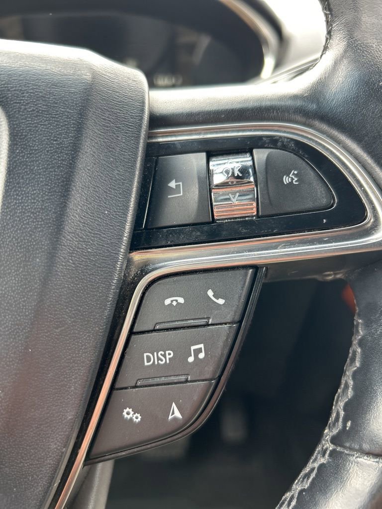 Used 2019 Lincoln Nautilus Select image 38