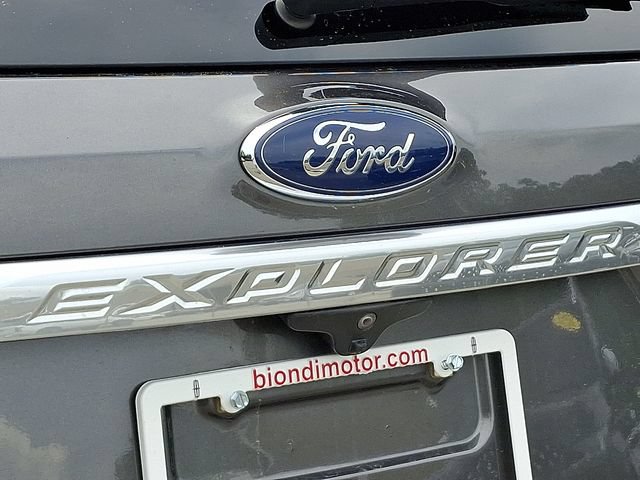 Used 2018 Ford Explorer Platinum AWD/4WD image 30