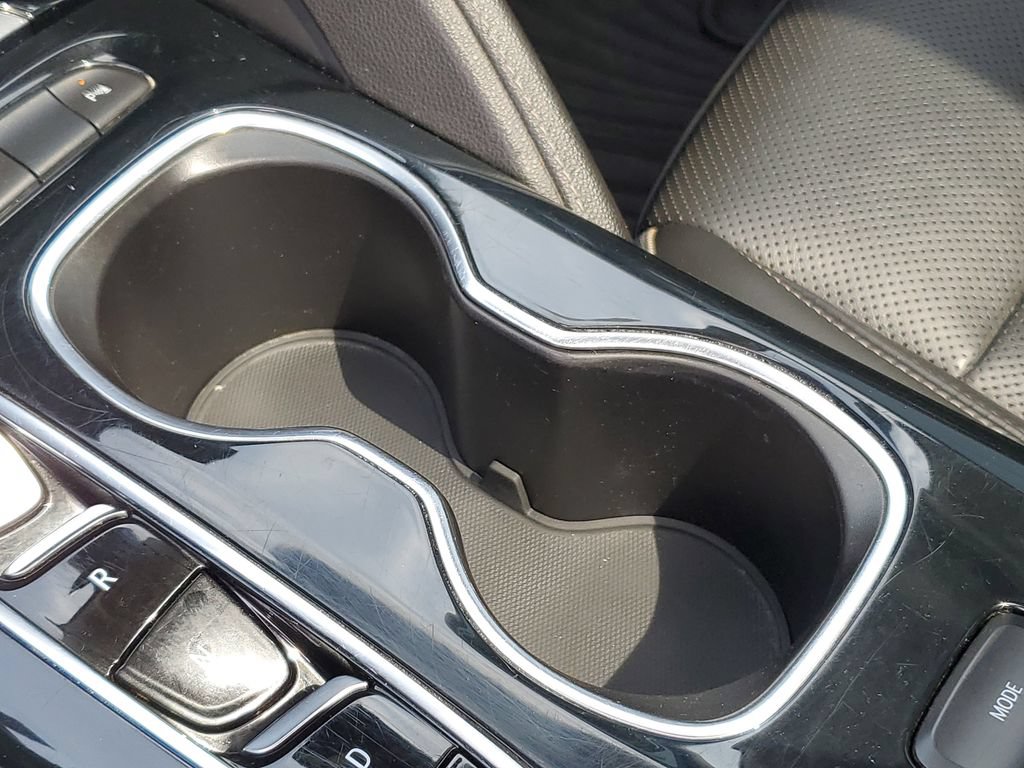 Used 2021 Buick Envision Essence w/ Sport Touring Package FWD image 21