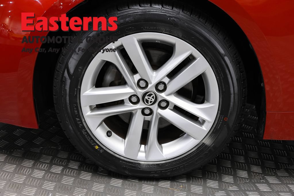 Used 2019 Toyota Corolla SE w/ SE Option Package FWD image 31