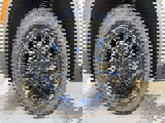 New 2026 Chevrolet Traverse LT w/ Midnight/Sport Edition image 11