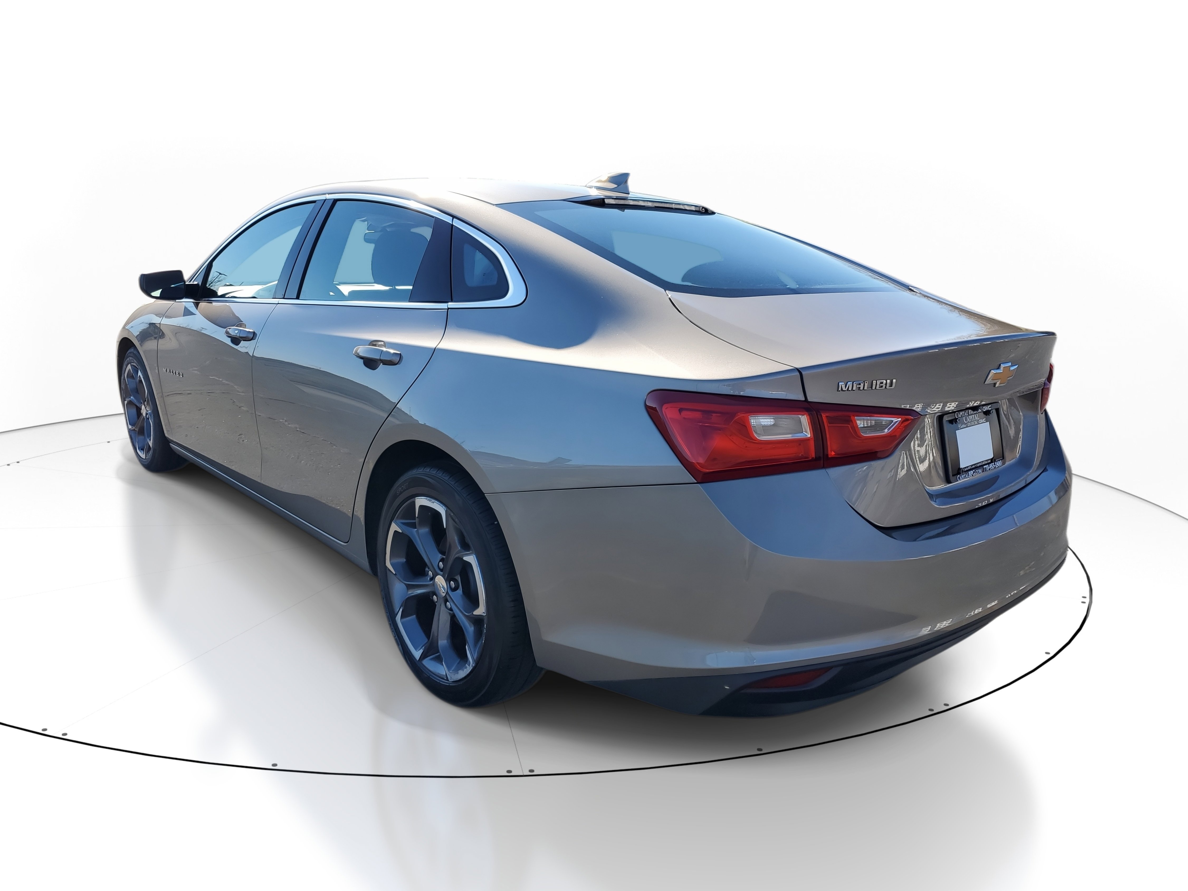 Used 2023 Chevrolet Malibu LT image 4