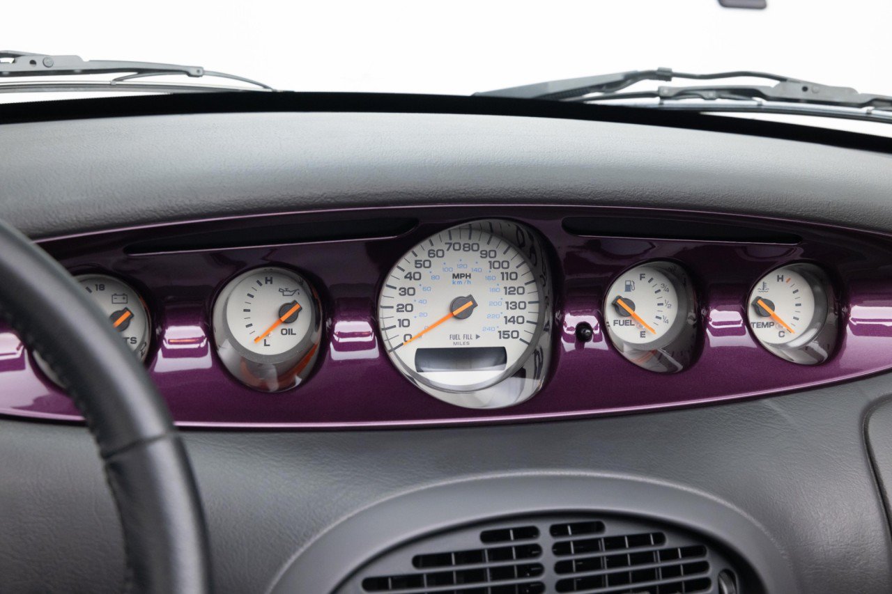 Used 1999 Plymouth Prowler RWD image 38