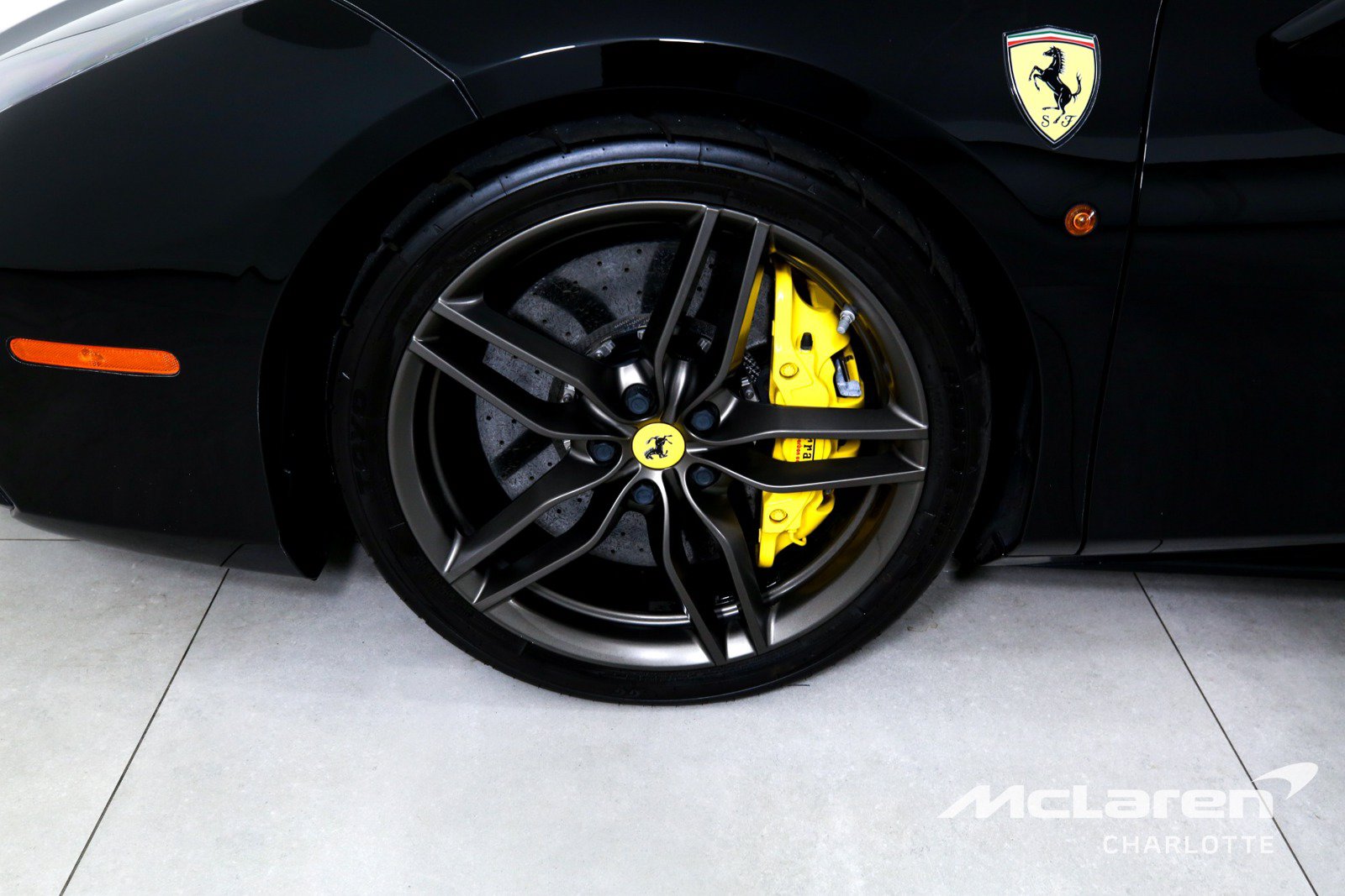 Used 2017 Ferrari 488 GTB RWD image 24
